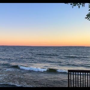 Meet your Posher, Nadia